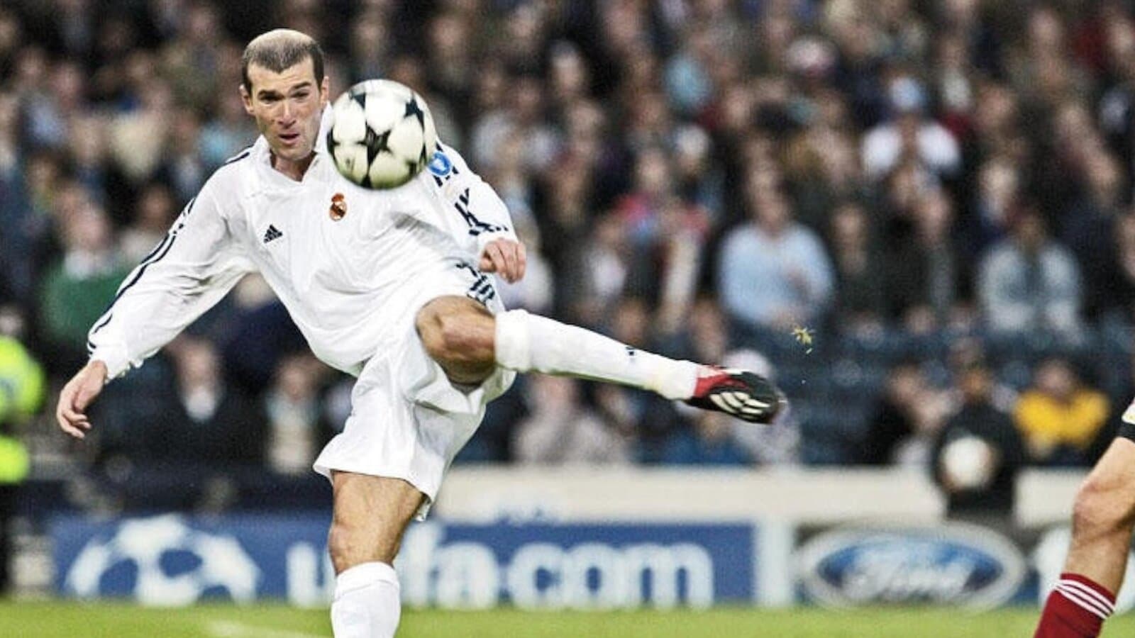 La volea de Zidane: el gol de la Novena en Glasgow